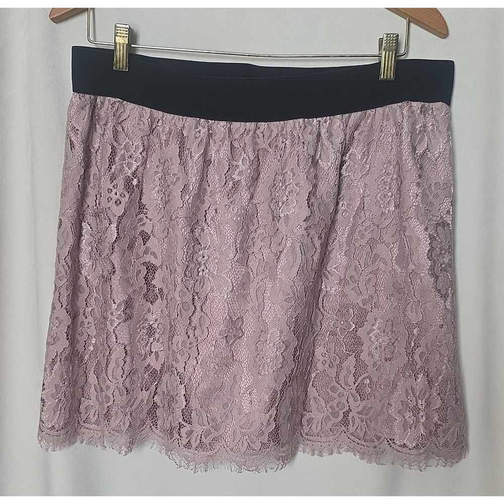 Tahari Pink Floral Lace Mini Skirt Black Elastic Waist Pull On Womens Size 8-10
